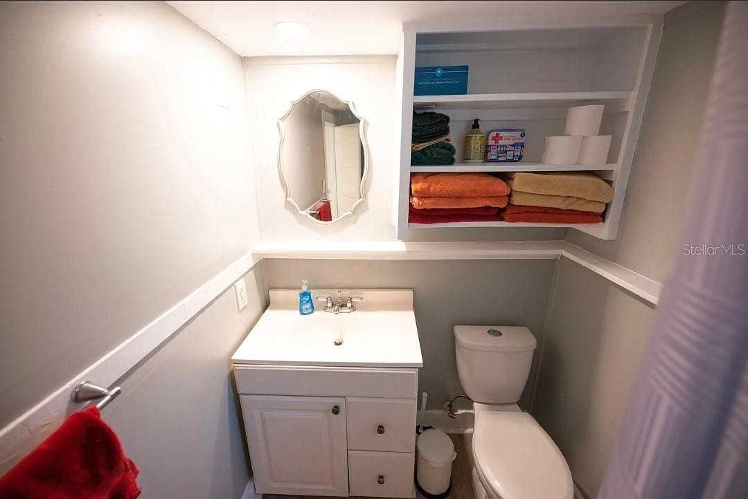 432 1/2 Highland Ave - Photo 7 of 10