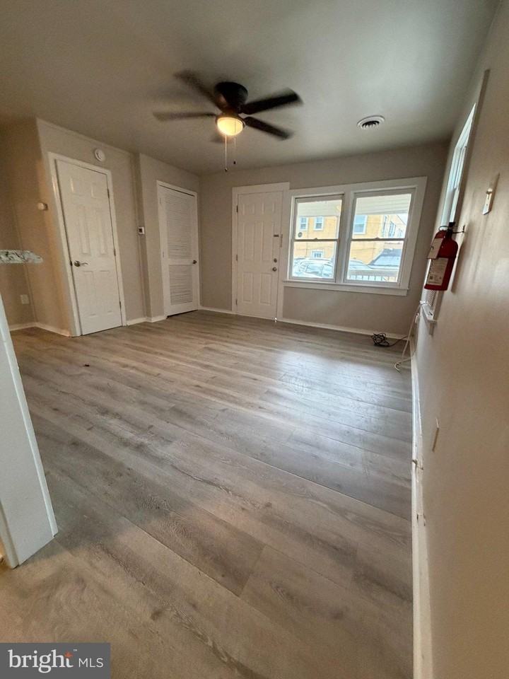 1 Mulberry Ct #1A - Photo 3 of 8