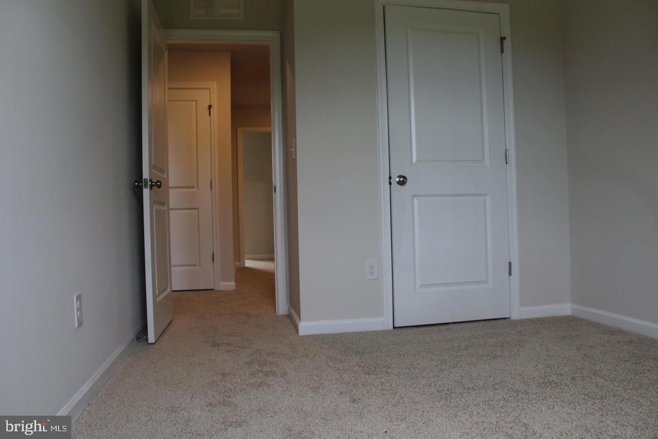 11 Katherine Dr - Photo 7 of 14