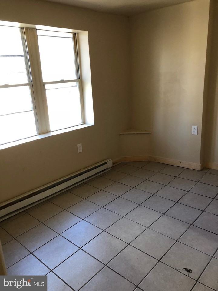 4532 Greene St #5 - Photo 2 of 5