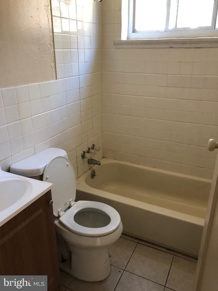 4532 Greene St #5 - Photo 4 of 5