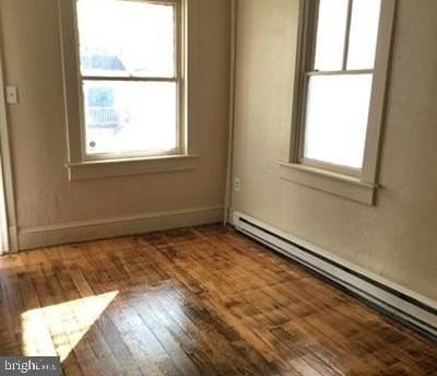 202-202 1 SECOND Avenue - Photo 2 of 8