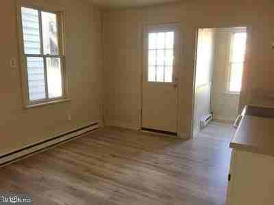 202-202 1 SECOND Avenue - Photo 4 of 8