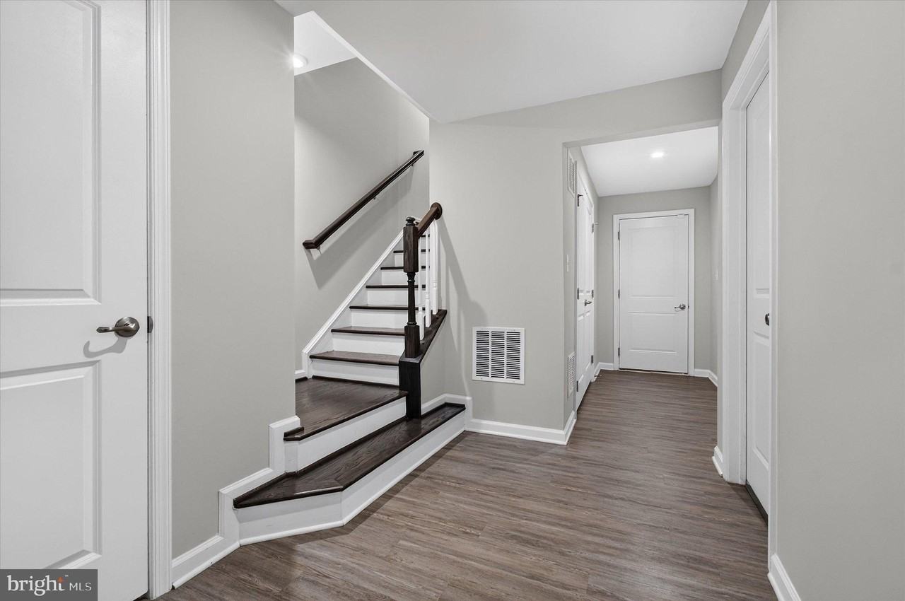 2509 Terra Cotta Ln - Photo 4 of 35