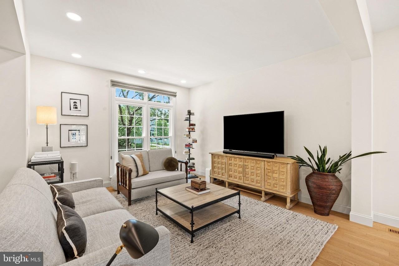 1405 Buena Vista Ave - Photo 5 of 46