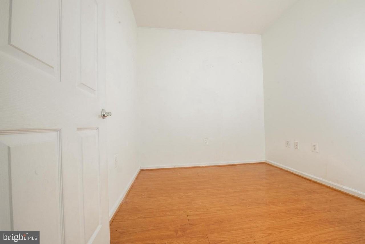 3820 Lightfoot St #115 - Photo 3 of 13