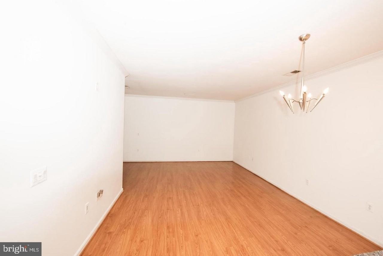3820 Lightfoot St #115 - Photo 7 of 13