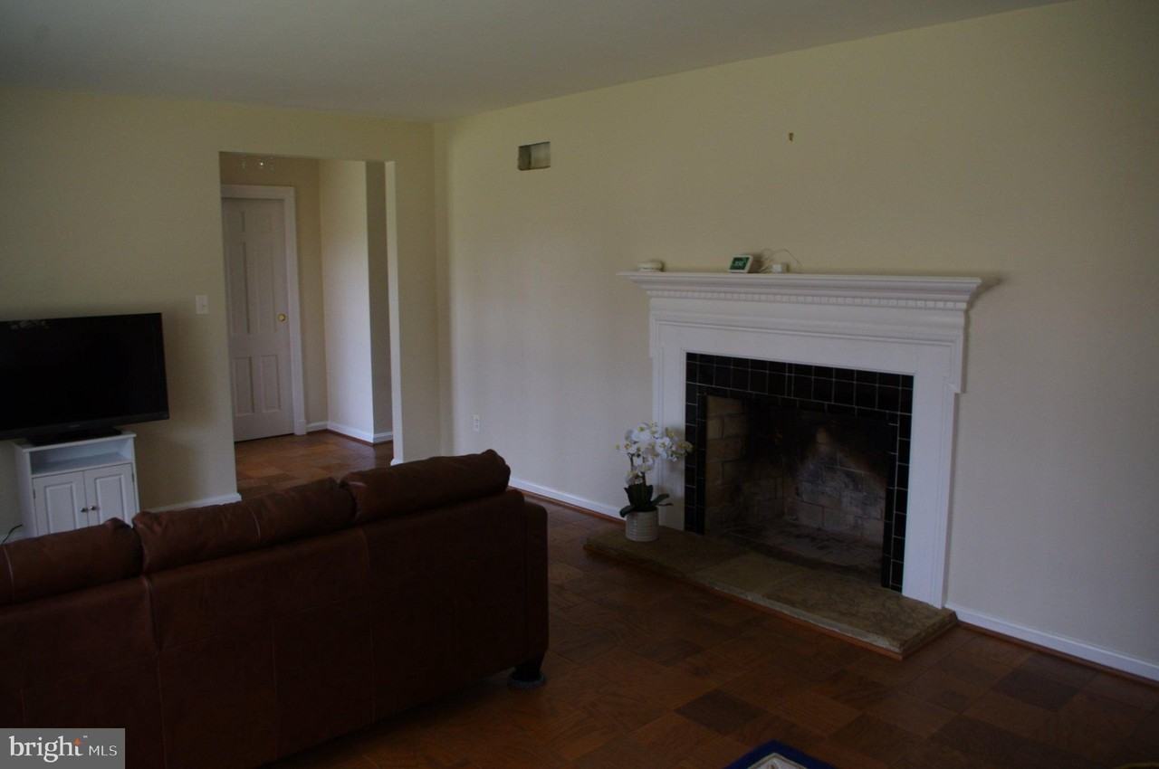 9001 Glenbrook Rd - Photo 5 of 24