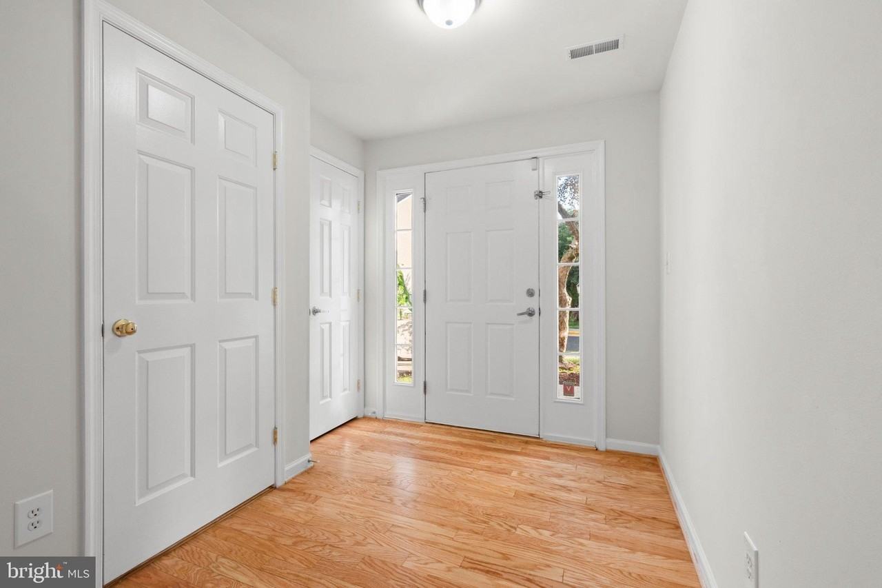 13653 Saint Johns Wood Pl - Photo 3 of 41