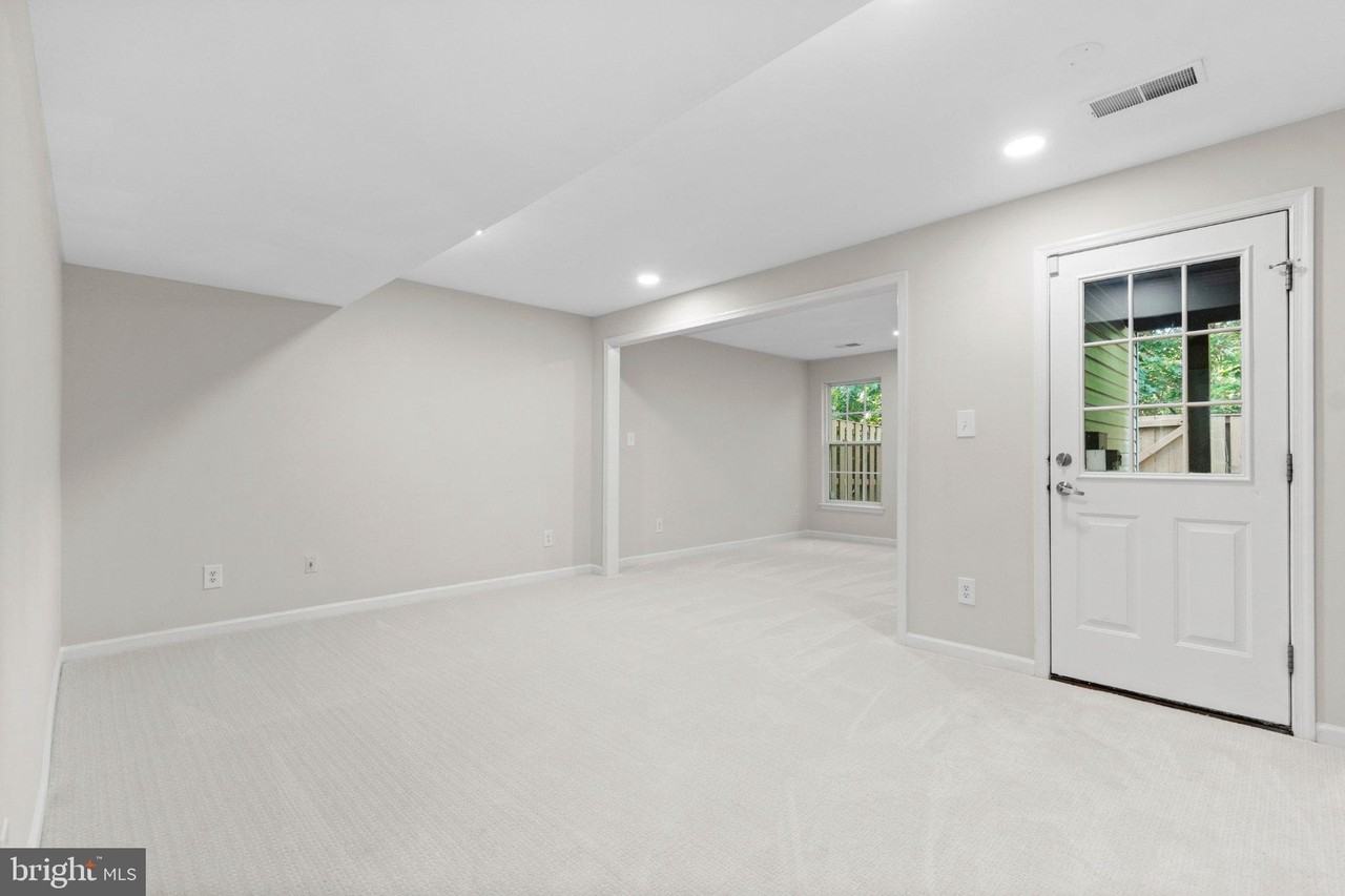 13653 Saint Johns Wood Pl - Photo 6 of 41