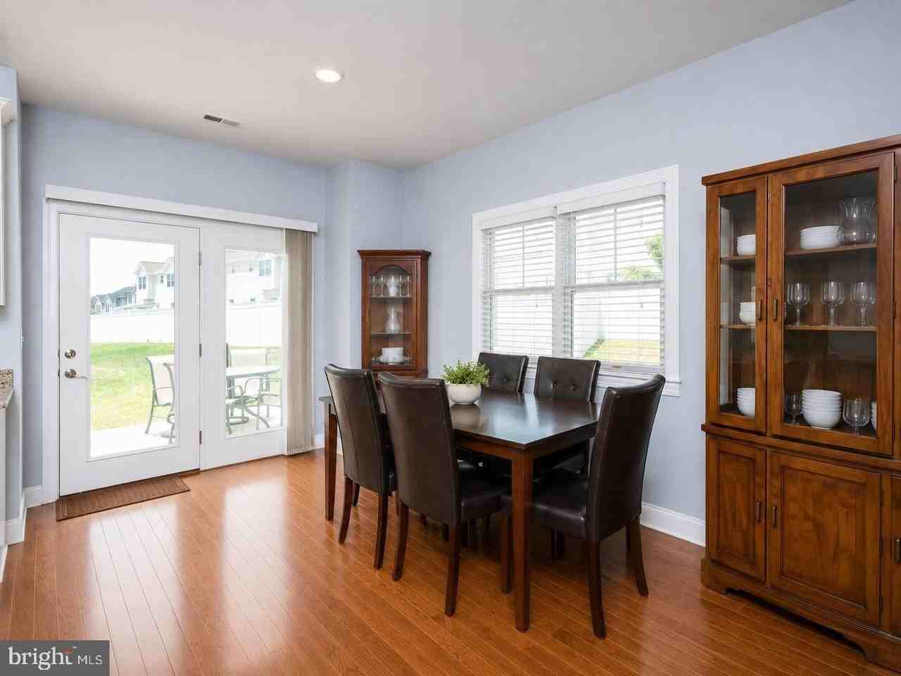 2243 Lapis Ln - Photo 6 of 50