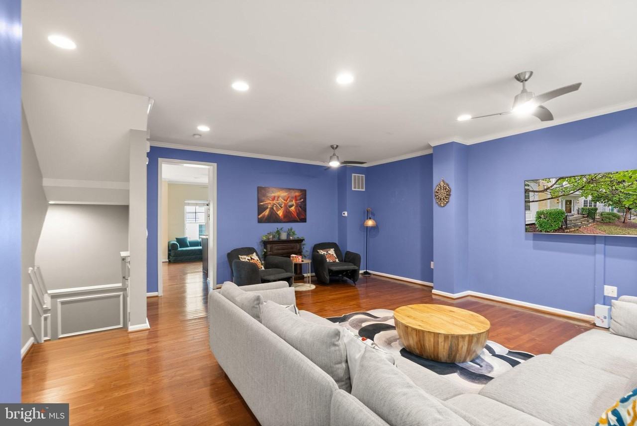 116 Mount High St - Photo 3 of 50