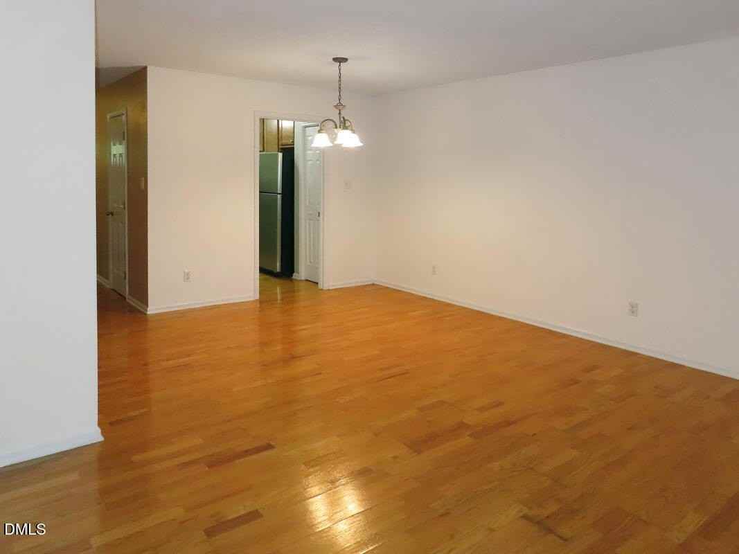 109 Gunston Ct - Photo 3 of 15