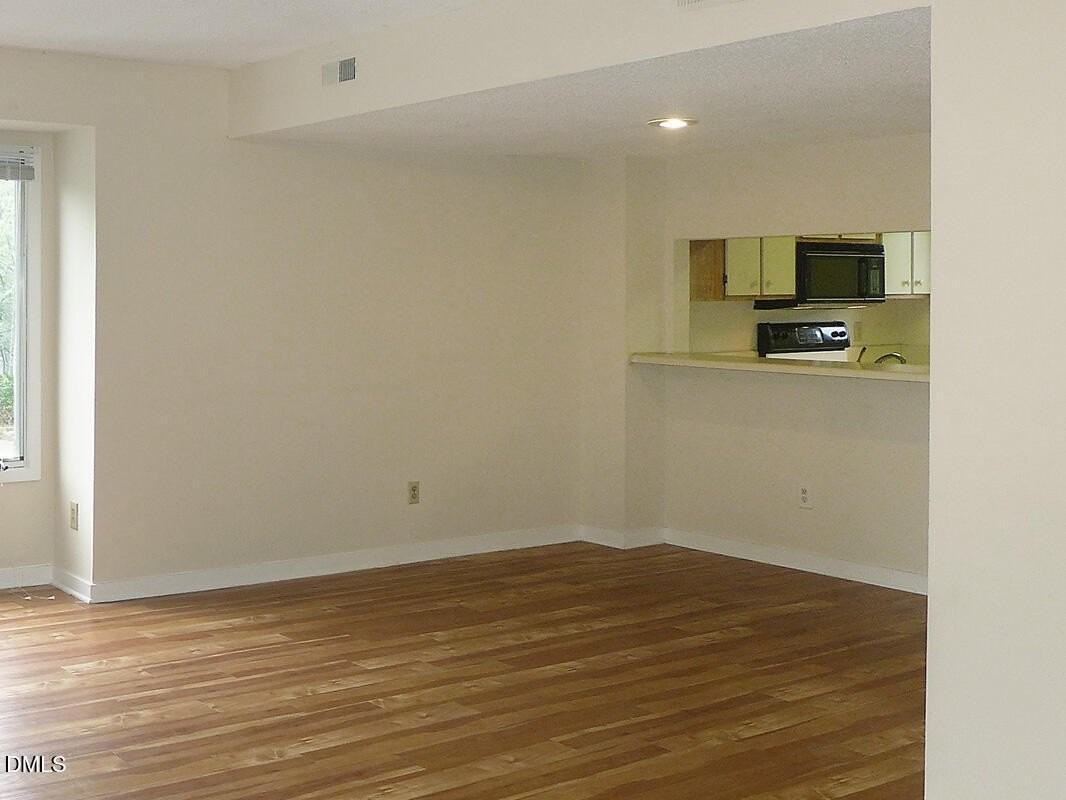 712 Martin Luther King Jr Blvd #H12 - Photo 6 of 17