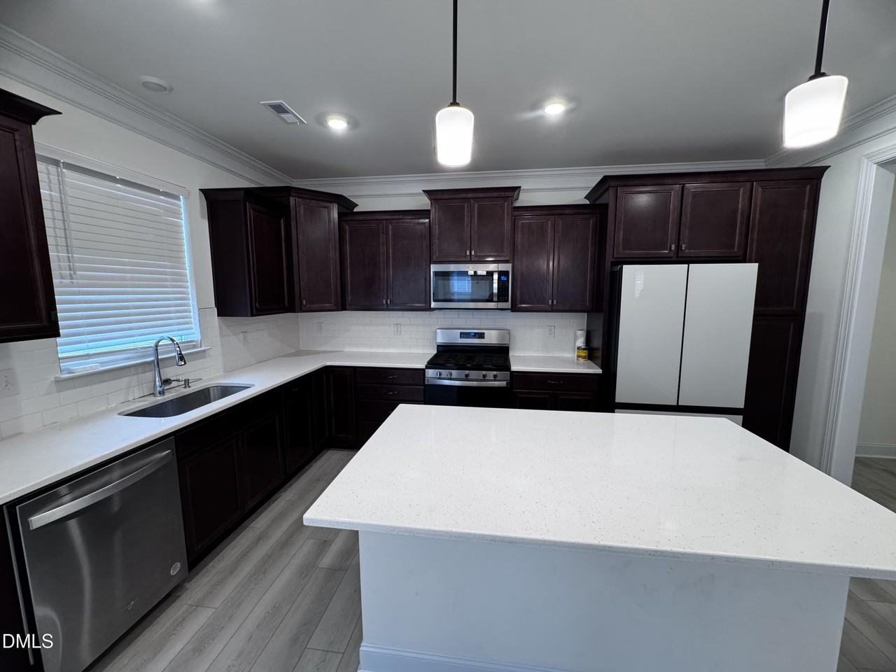 296 Ford Meadows Dr - Photo 2 of 20