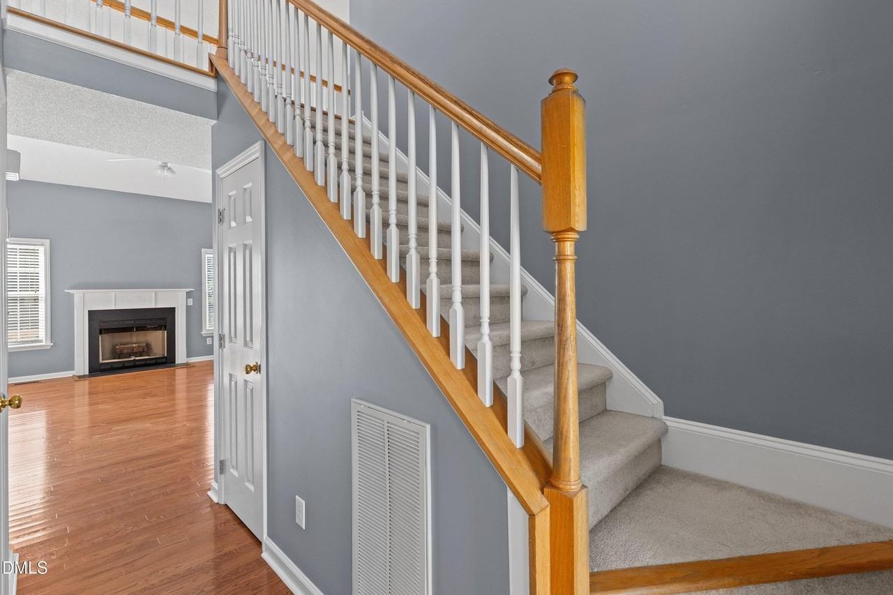 110 Richard Dr - Photo 7 of 44