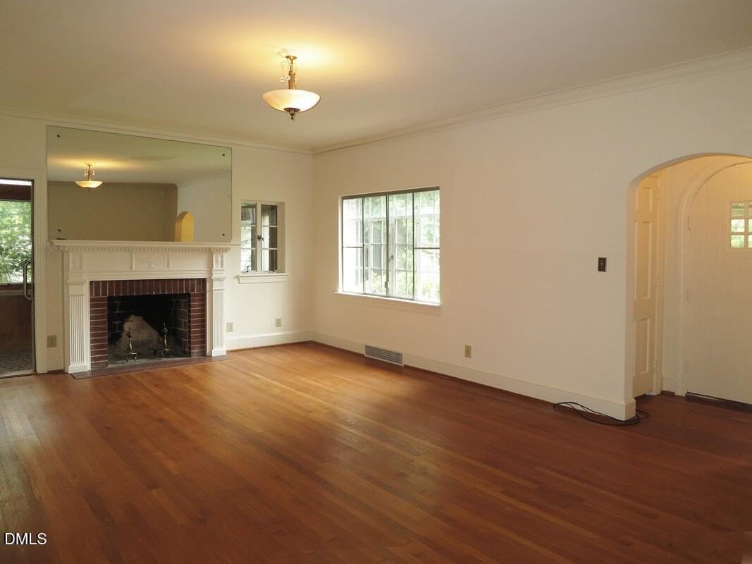 120 Kenan St - Photo 3 of 20