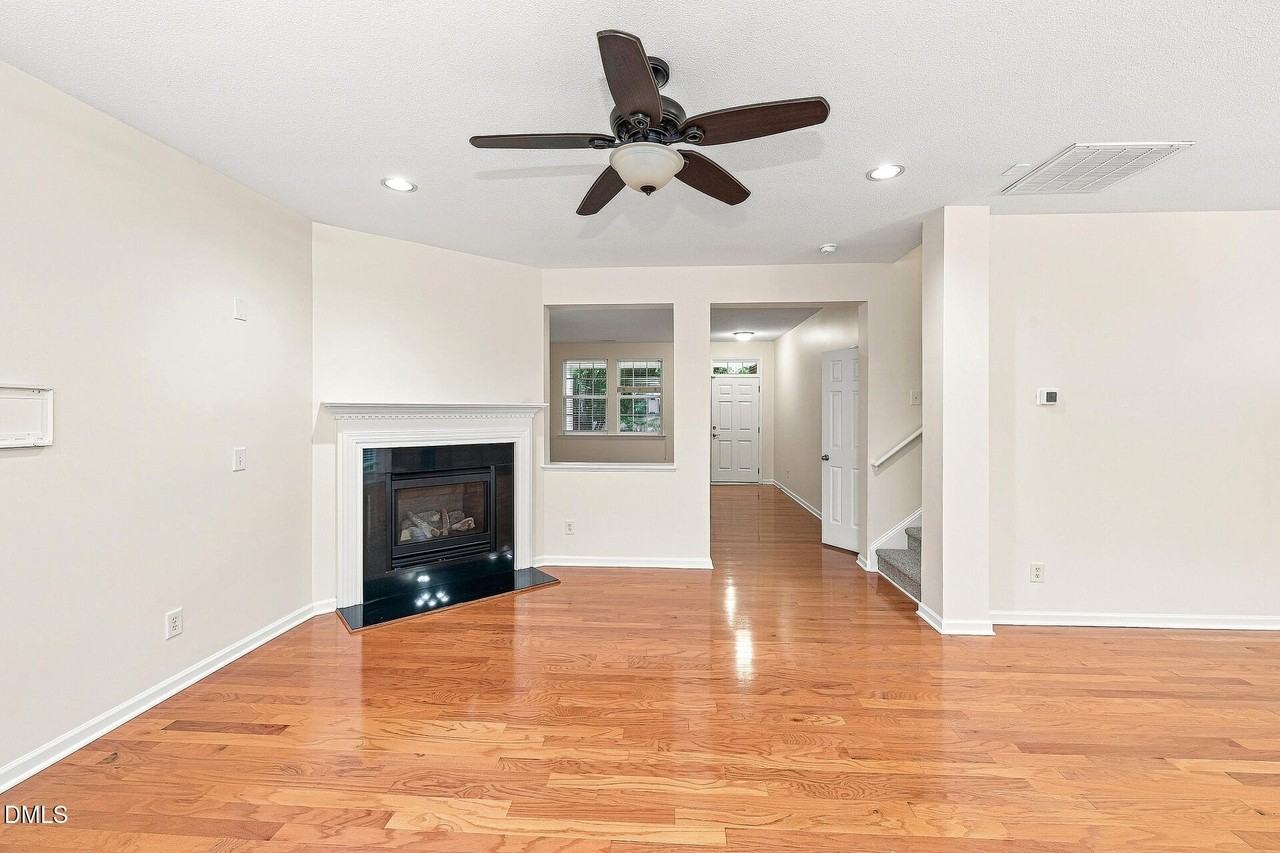 1150 Brookhill Way - Photo 5 of 36