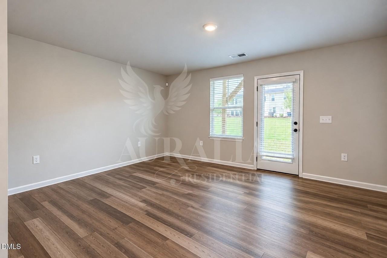 2721 Chert Ln - Photo 4 of 26