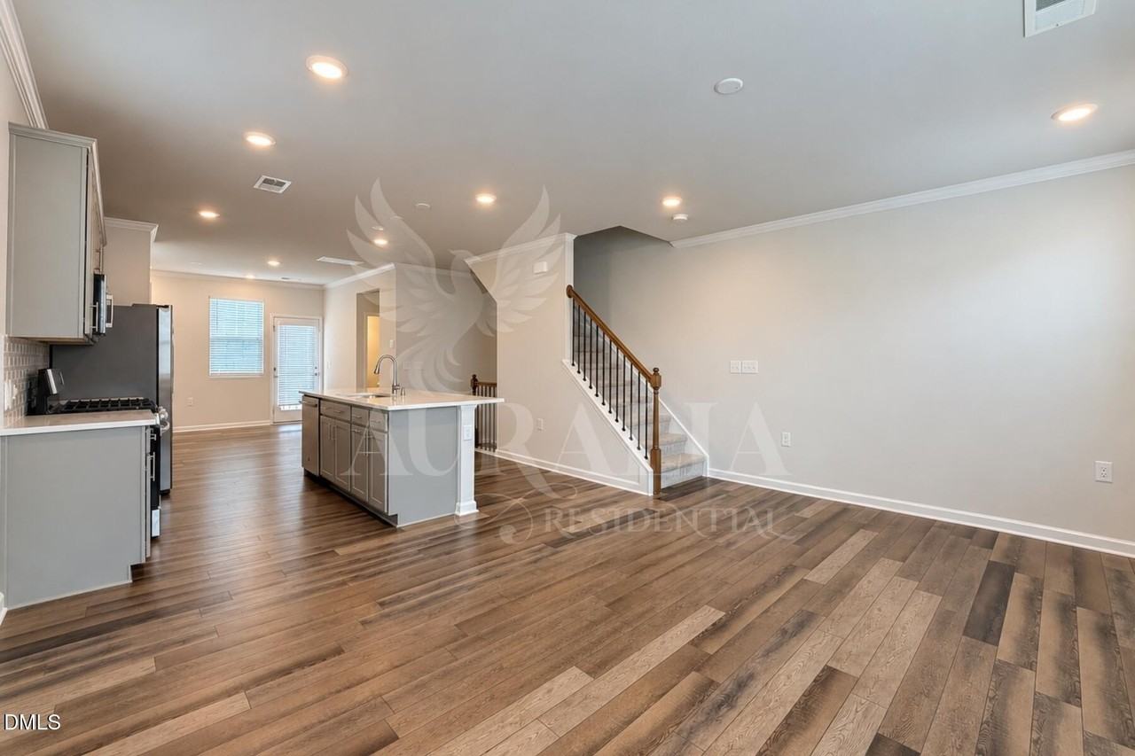 2721 Chert Ln - Photo 6 of 26