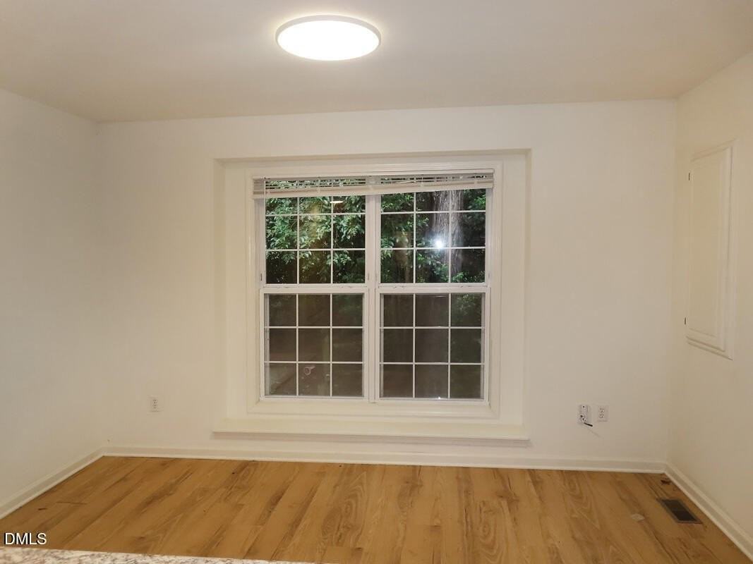 320 Davie Rd - Photo 5 of 20