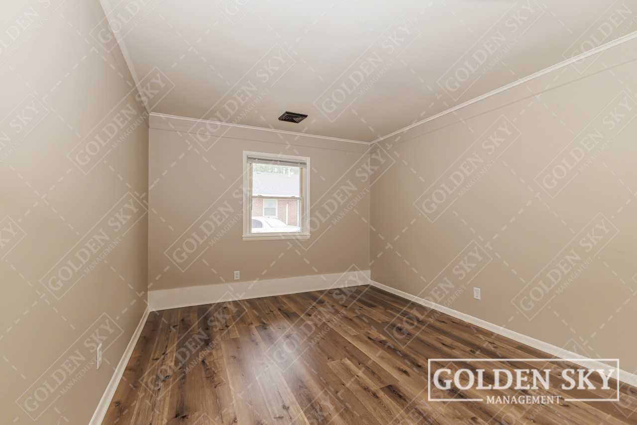 4611 South Madison StreetUnit 8 #8 - Photo 2 of 10
