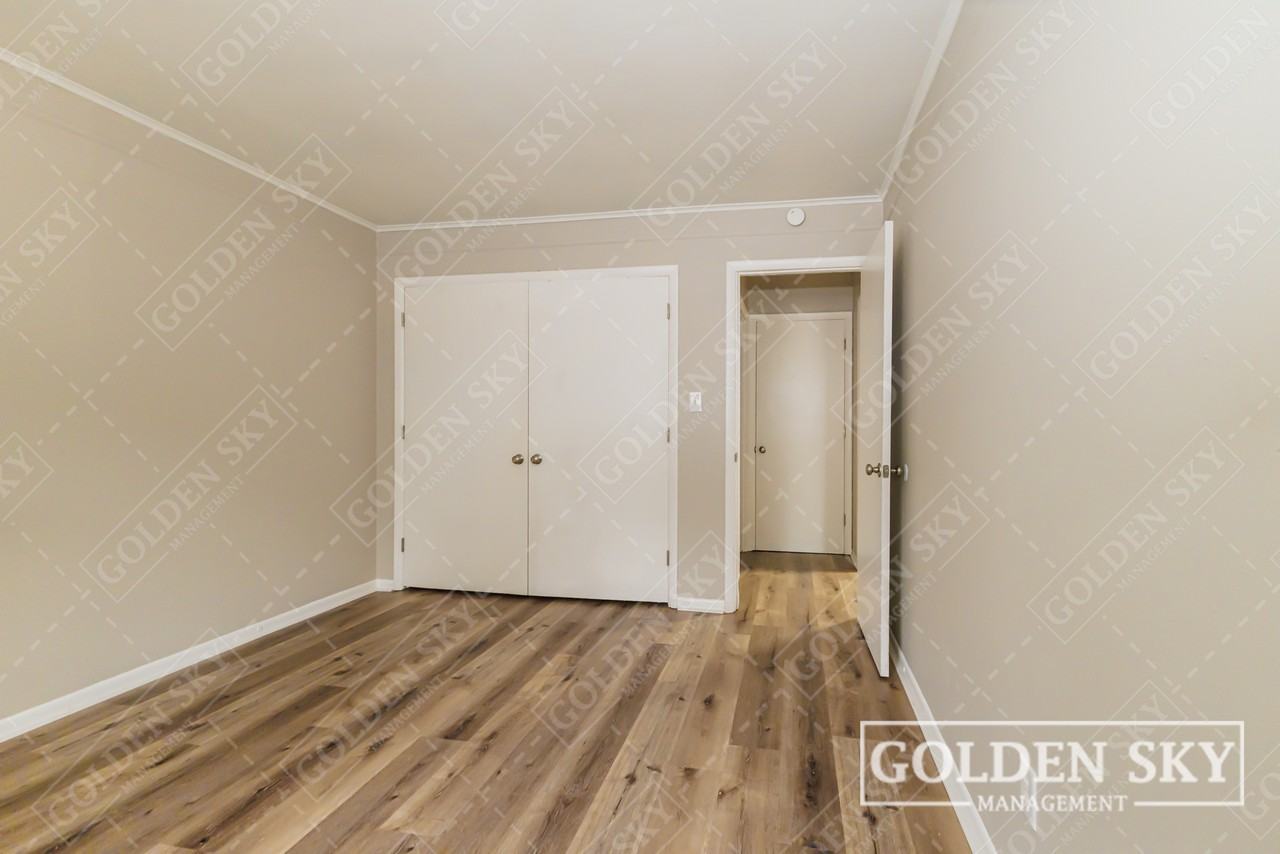 4611 South Madison StreetUnit 8 #8 - Photo 6 of 10