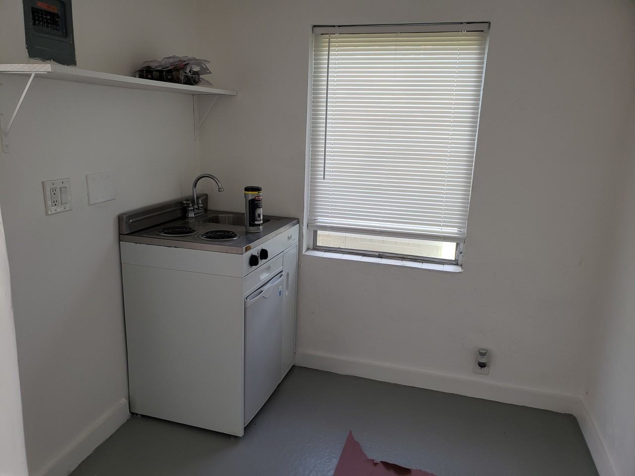 1623 N Andrews Ave #1 - Photo 3 of 4