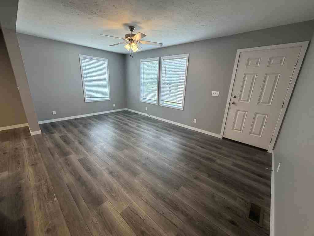 15385 Dominique Dr #826 - Photo 2 of 24