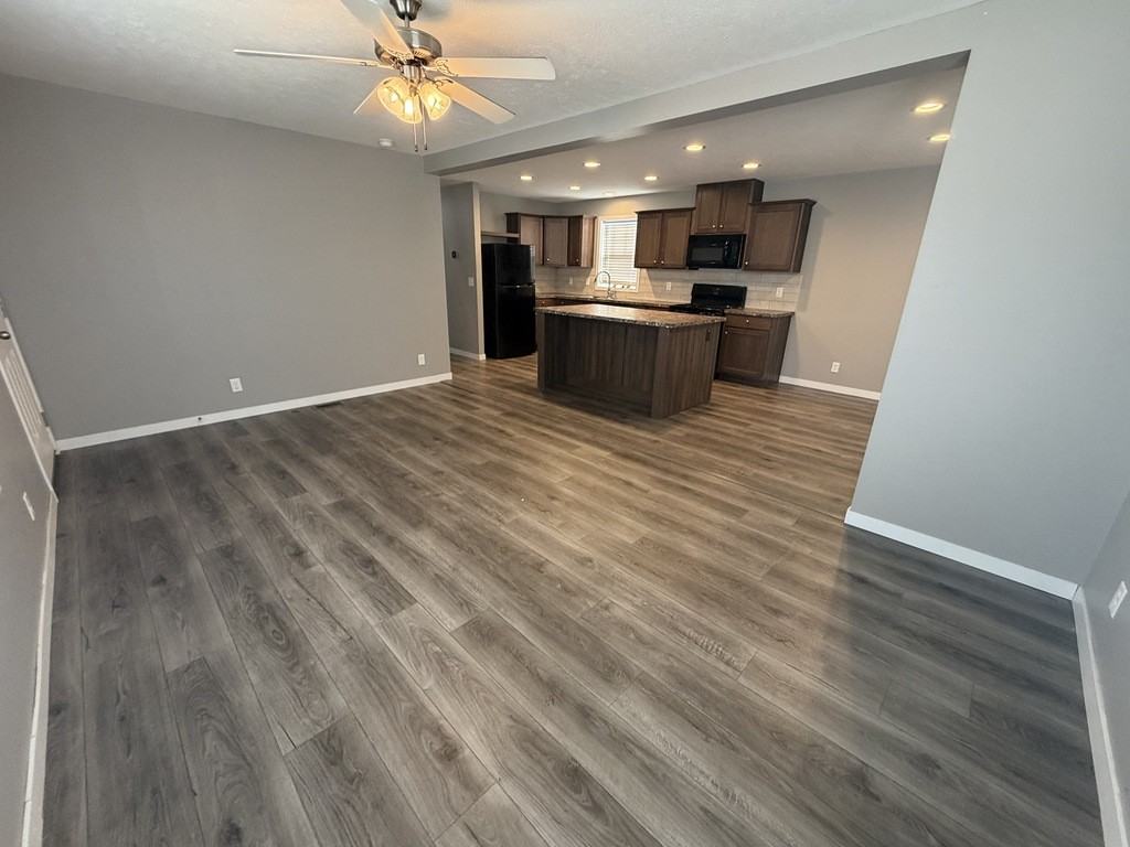 15385 Dominique Dr #826 - Photo 5 of 24
