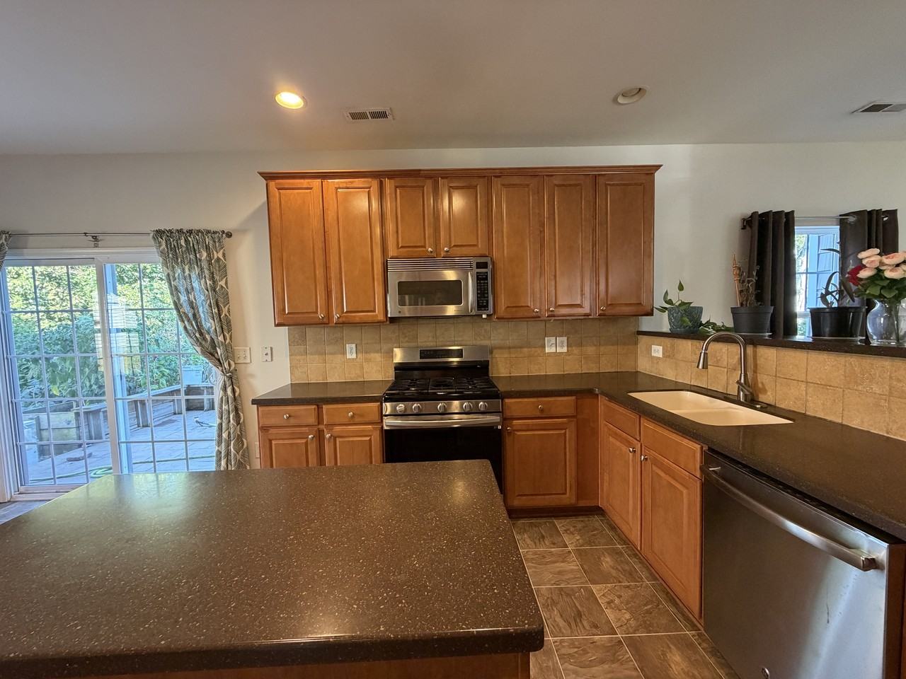 6242 Mary Lee Way #1 - Photo 6 of 29