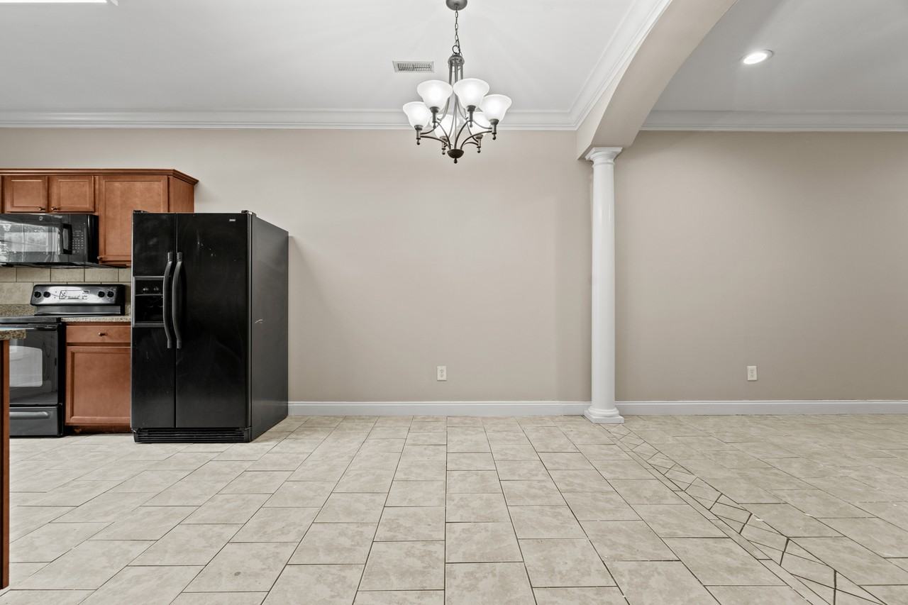 3092 S Cashua Dr #1 - Photo 5 of 13