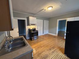 featured image of 79 2nd St #3