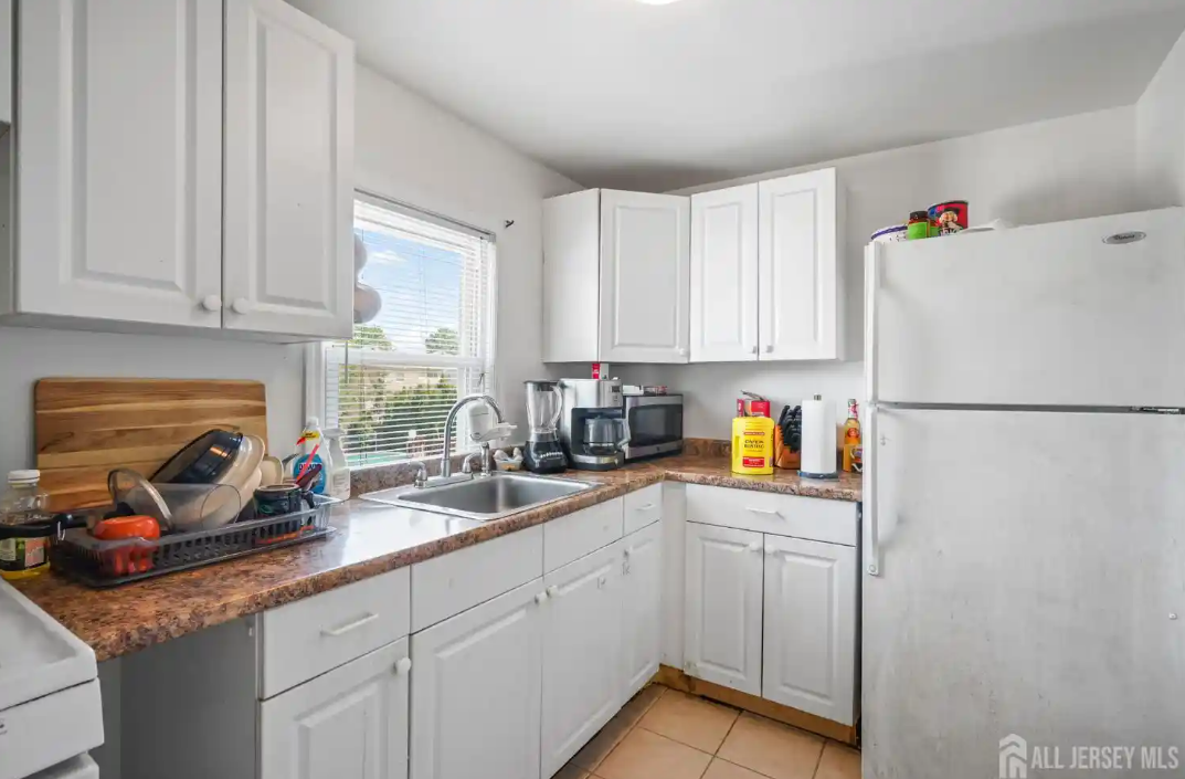 40 Avenel St #2 - Photo 2 of 10