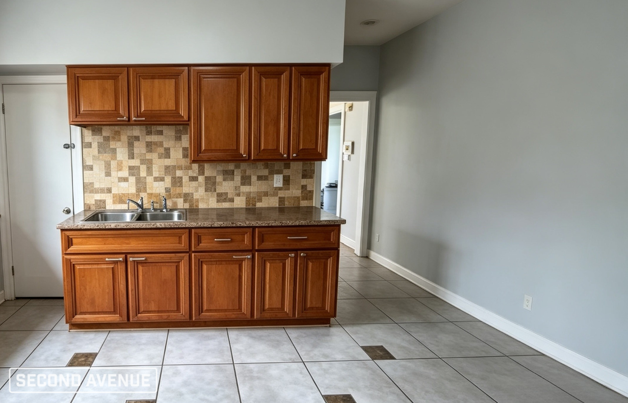 10019 S Lafayette Ave - Photo 4 of 13