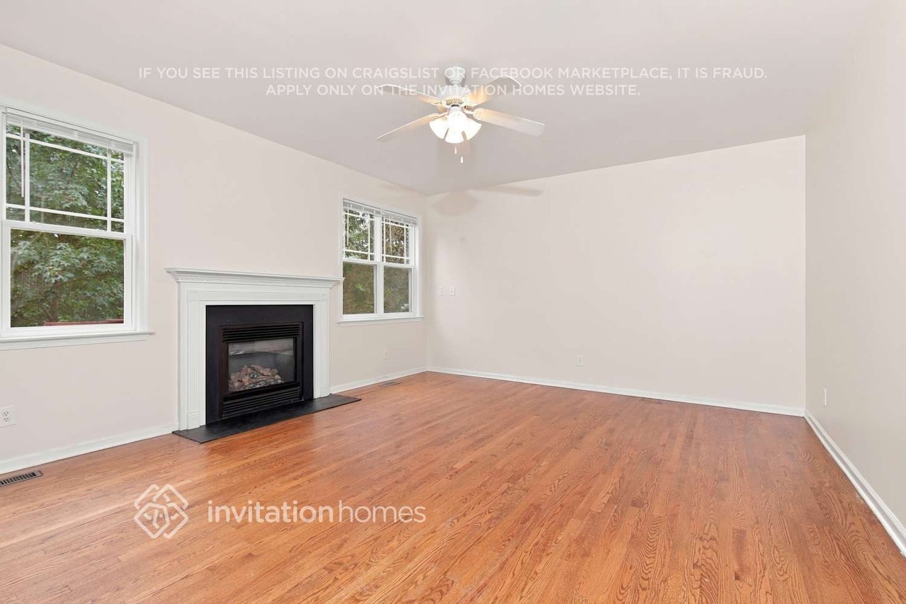 4204 Prelude St - Photo 5 of 19