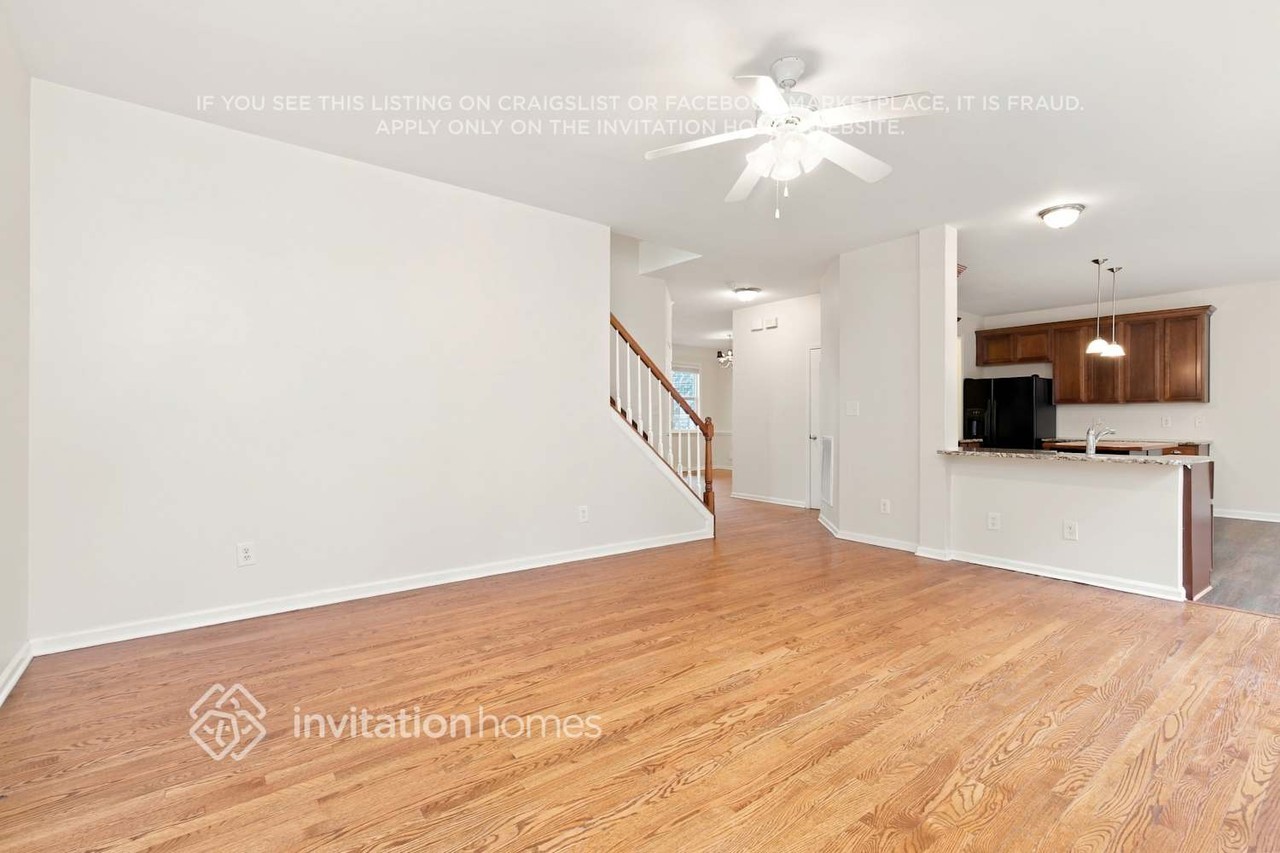 4204 Prelude St - Photo 6 of 19
