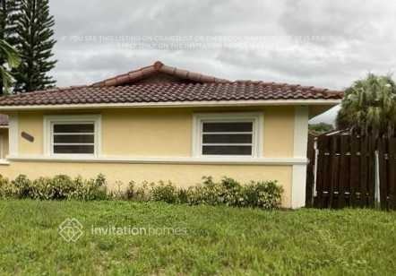 10535 Nw 37th St - Photo 7 of 8
