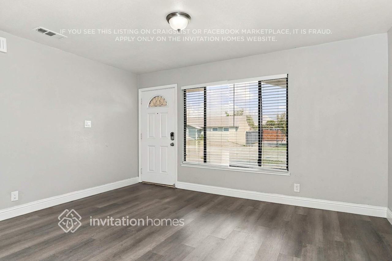 6517 Larry Way - Photo 3 of 17