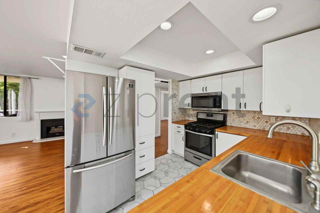 7001 S La Cienega Blvd #101 - Photo 5 of 37