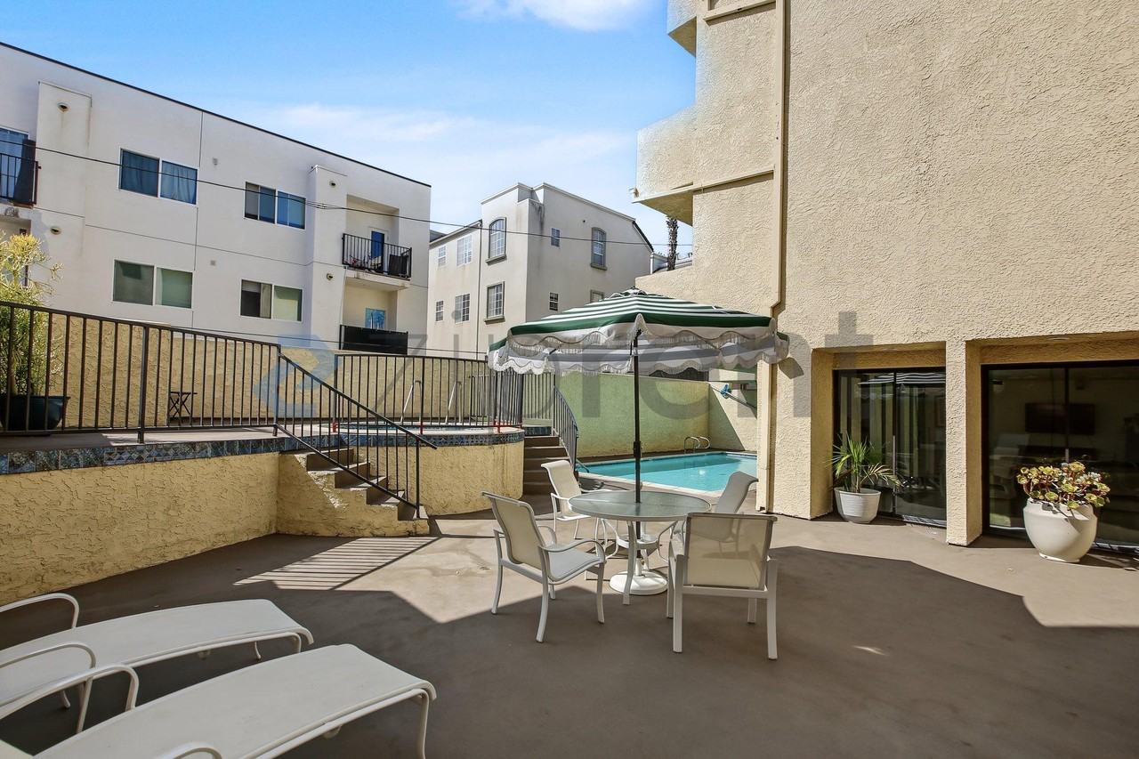 7001 S La Cienega Blvd #101 - Photo 6 of 37