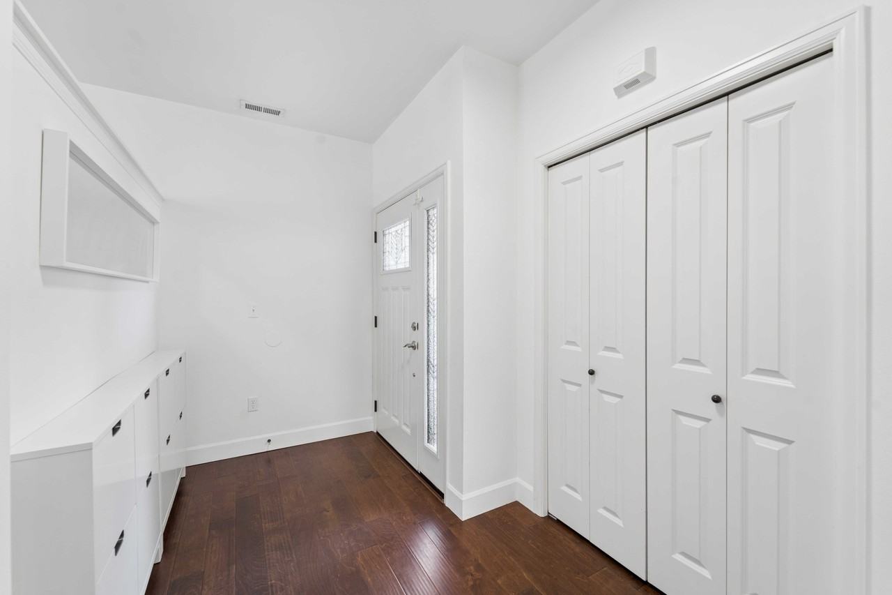 12900 Se 268th St #K1 - Photo 4 of 33