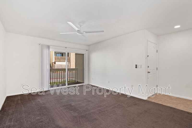 432 Edgehill Ln #156 - Photo 3 of 13