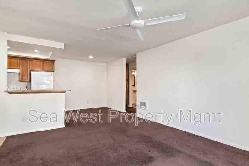 432 Edgehill Ln #156 - Photo 4 of 13