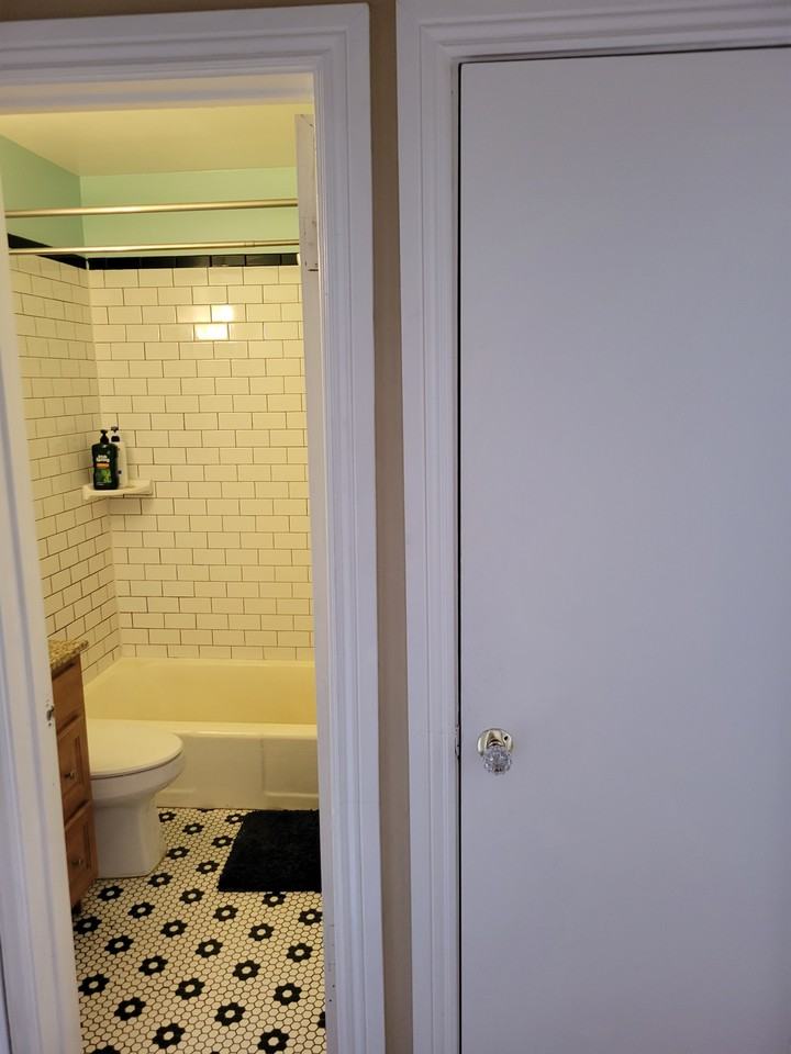 North Washington Street #104 - Photo 5 of 17