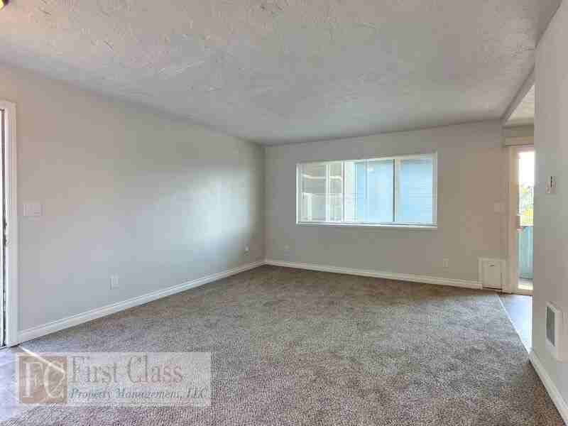 12345 Sw Hall Blvd #10 - Photo 4 of 18