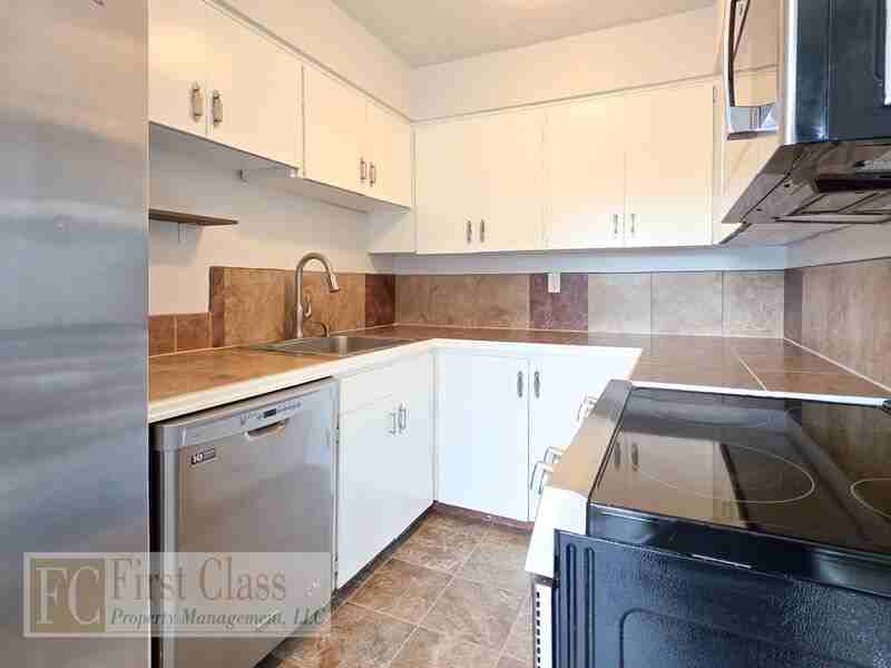 12345 Sw Hall Blvd #10 - Photo 6 of 18