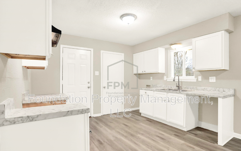3314 Frayser View Dr - Photo 3 of 12