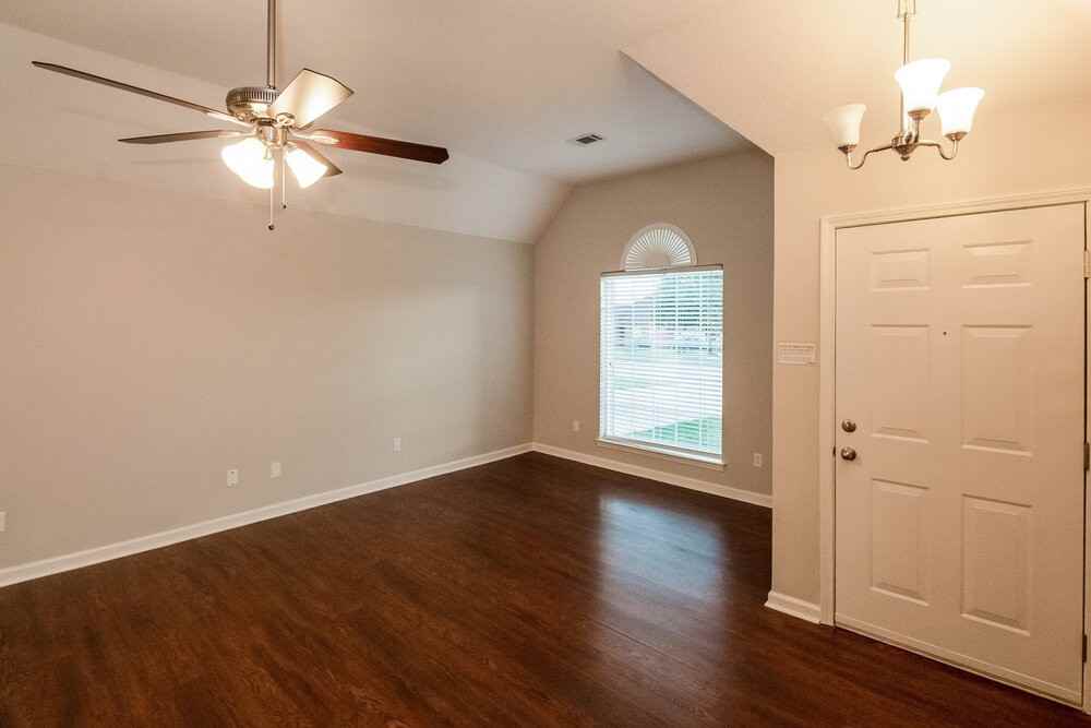 7746 Annesdale Dr - Photo 6 of 16