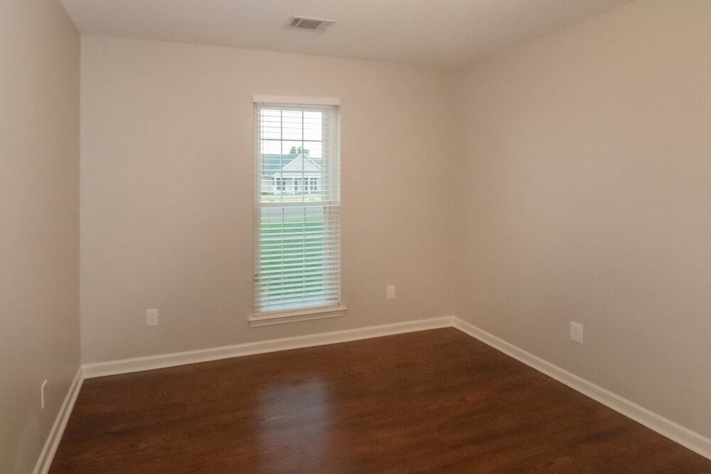 7746 Annesdale Dr - Photo 7 of 16